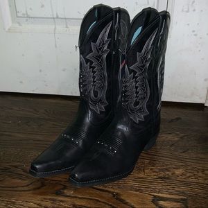 Black Durango Snip Toe Boots